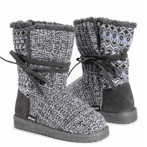 NWT Muk Luk's Clementine boot - gray